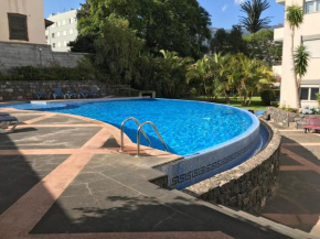 Funchal Apartment, with pool